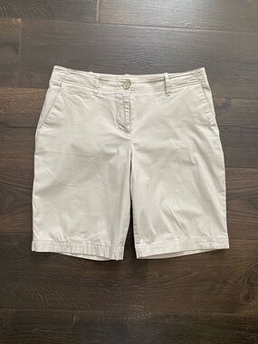 Talbots Cream Bermuda Shorts 10p